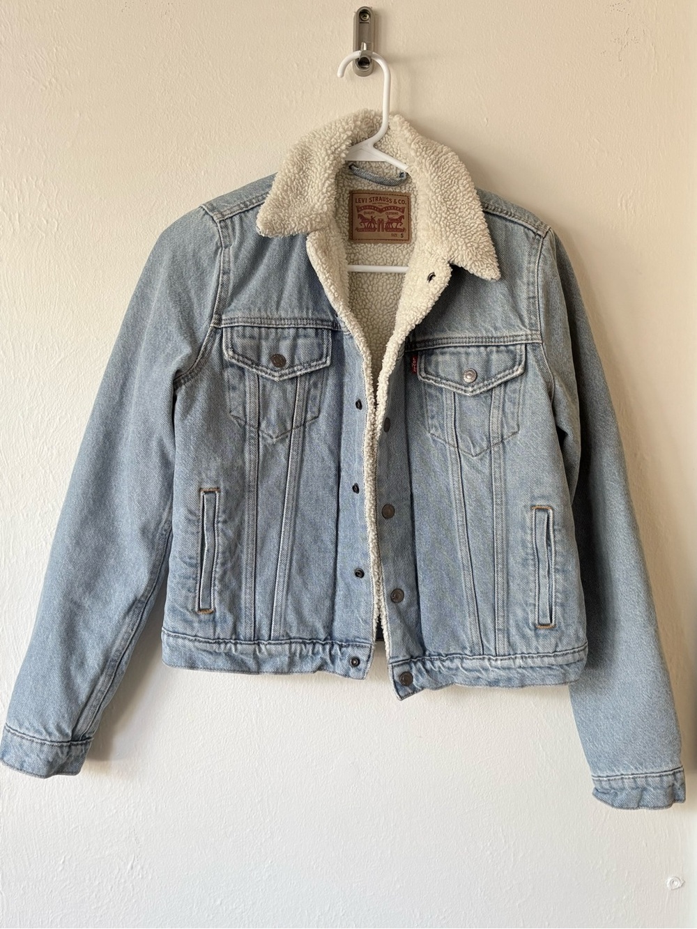Levi's women’s Light Blue Sherpa-Lined Denim Jacket